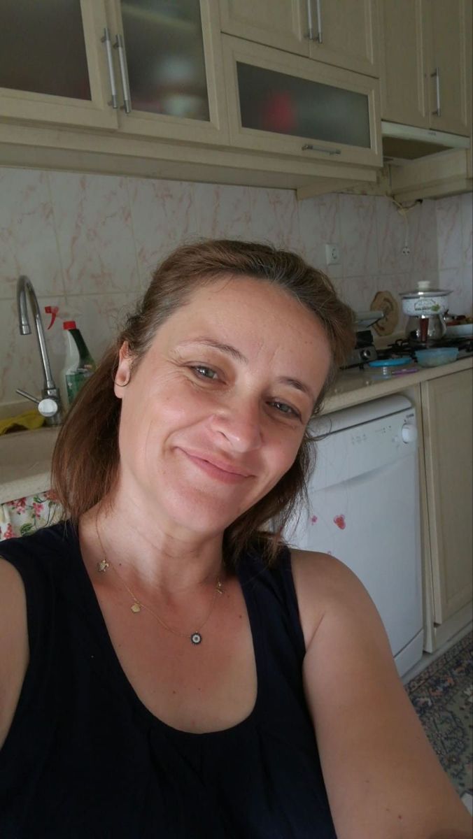 <em>Mila V.</em>